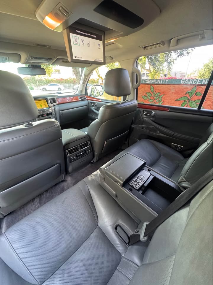 2010 Lexus LX · LX 570 Sport Utility 4D in Tempe, AZ (photo 6) — photo 6