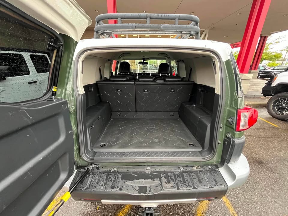 2010 Toyota FJ Cruiser · Sport Utility 2D in Meridian, ID (photo 4) — photo 4