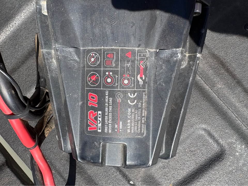 WARN VR10 10,000 LB Winch – Steel Cable in La Mesa, CA (photo 2) — photo 2