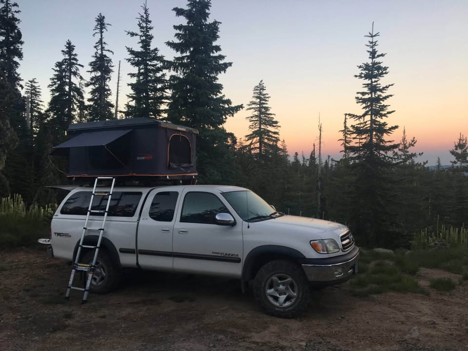 Roofnest Sparrow Adventure XL Rooftop Tent – Excellent Condition in Lake Oswego, OR (photo 5) — photo 5