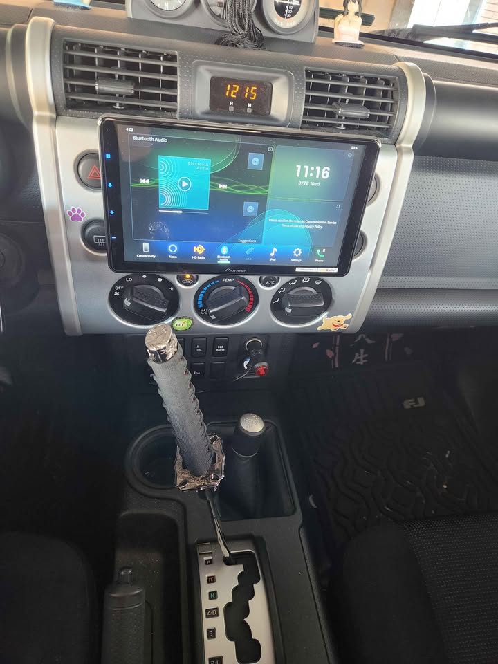 2007 Toyota FJ Cruiser · Sport Utility 2D (photo 7) — photo 7