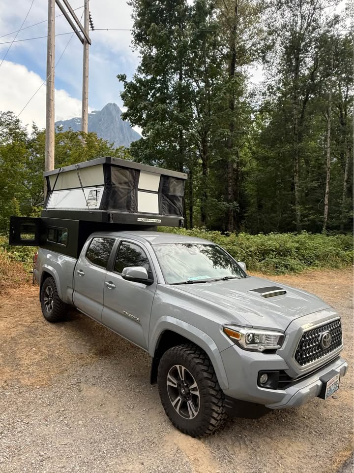 2025 ORU Bruin Camper – Loaded w/ MaxxAir & Barn Doors in Lacey, WA (photo 6)
