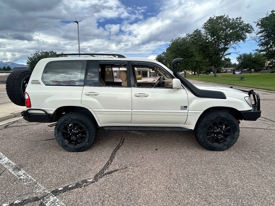 2001 Lexus LX · LX 470 Sport Utility 4D in Colorado Springs, CO (photo 1) — photo 1