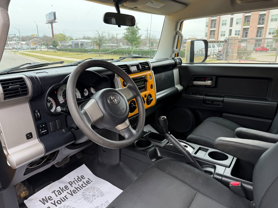 2007 Toyota FJ Cruiser in Austin, TX (photo 8) — photo 8