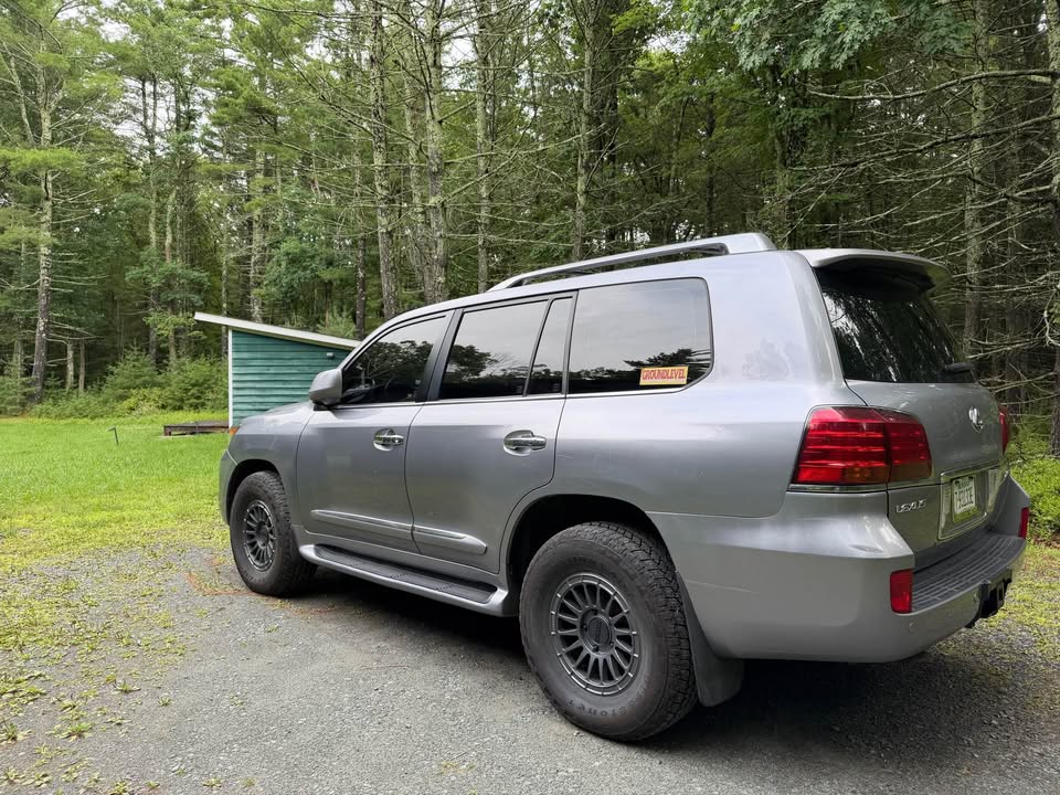 2008 Lexus LX · LX 570 Sport Utility 4D in Brooklyn, NY (photo 4) — photo 4