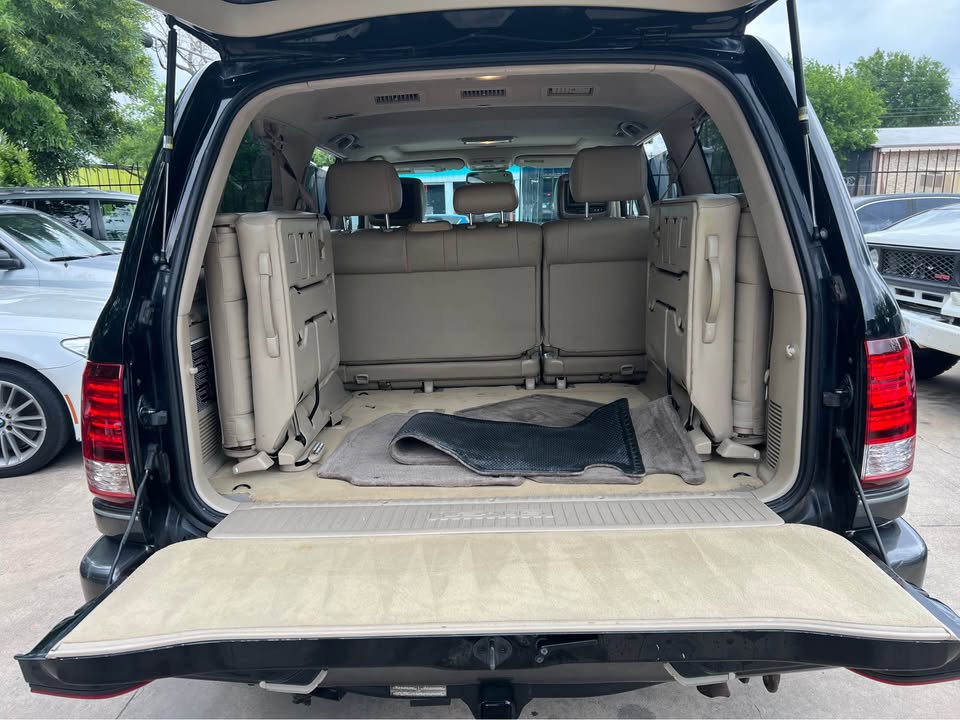 2007 Lexus LX · LX 470 Sport Utility 4D in Austin, TX (photo 7) — photo 7