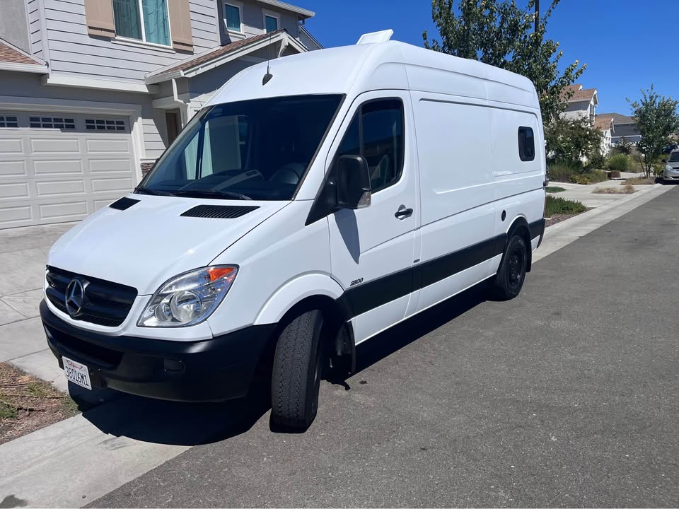 2011 Mercedes-Benz Sprinter · High Roof w/144" WB Van 3D in Roseville, CA (photo 7) — photo 7