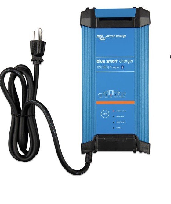 Victron Energy Blue Smart Ip22 Charger 12/30(3) 120v Nema 5 in Citrus Heights, California (photo 2) — photo 2
