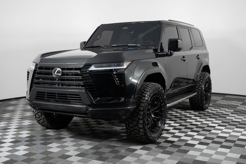2025 Lexus GX 550 in Lindon, UT (photo 2) — photo 2