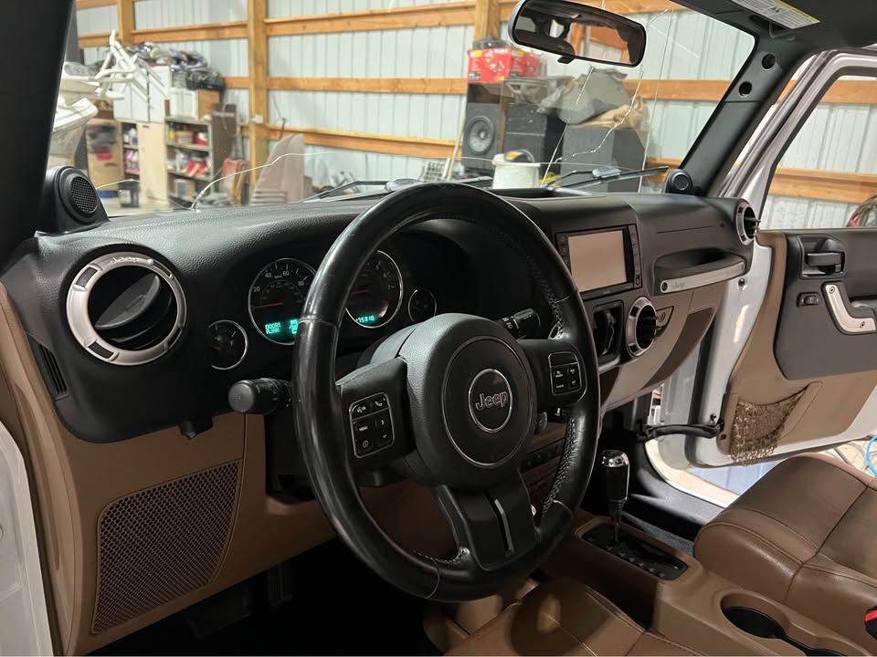 2011 jeep wrangler Sahara in Deer Park, WA (photo 9) — photo 9