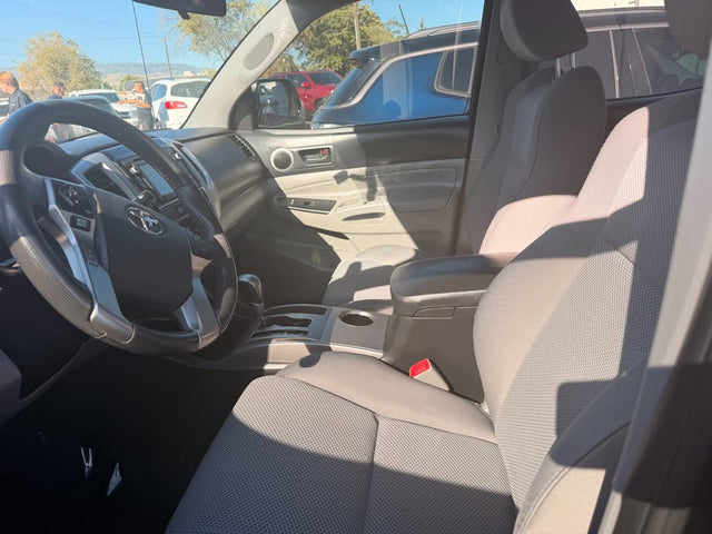 2014 Toyota Tacoma — photo 3