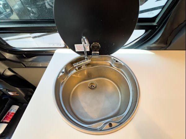 2025 Storyteller Overland DARK MODE OG AWD (photo 9) — photo 9