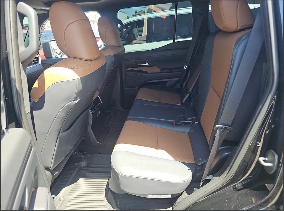 2025 Lexus GX 550 in Lindon, UT (photo 7)