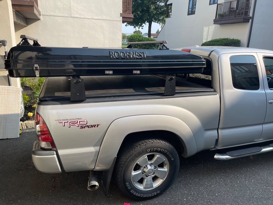 Roofnest Sparrow Adventure XL rooftop tent in Red Bank, NJ (photo 4) — photo 4