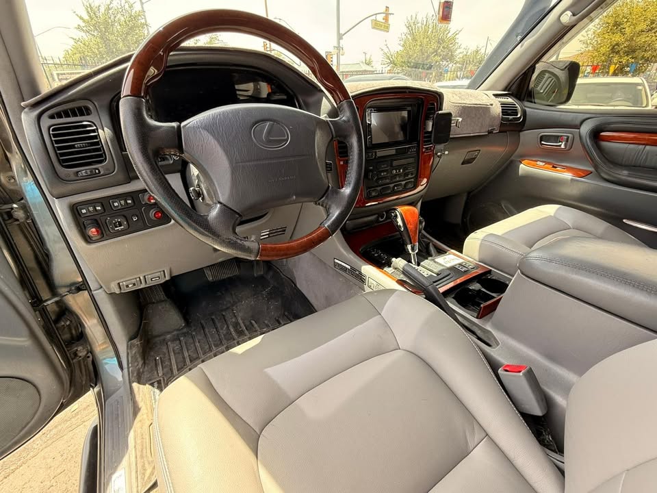 2000 Lexus LX 470 in Tucson, AZ (photo 8) — photo 8