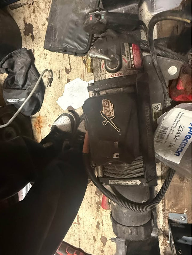 Smithy-built Warn XRC winch with cable — photo 3