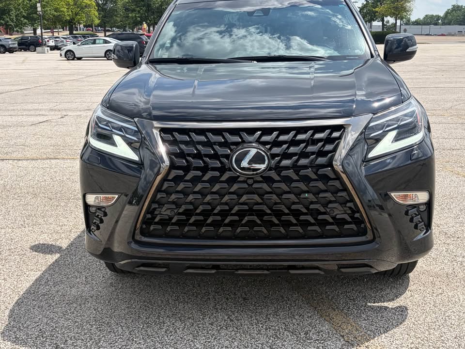 2023 Lexus GX · GX 460 Luxury Sport Utility 4D in Akron, OH (photo 2) — photo 2