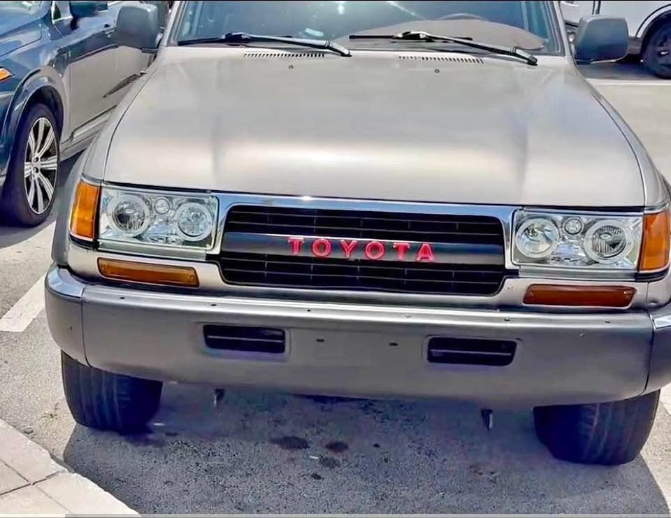 1994 Toyota Landcruiser · Sport Utility 4D (photo 1) — photo 1