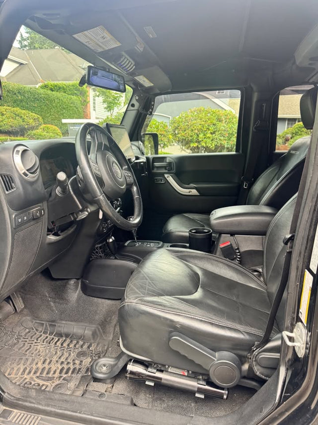 2016 Jeep Wrangler · Rubicon Unlimited — photo 3