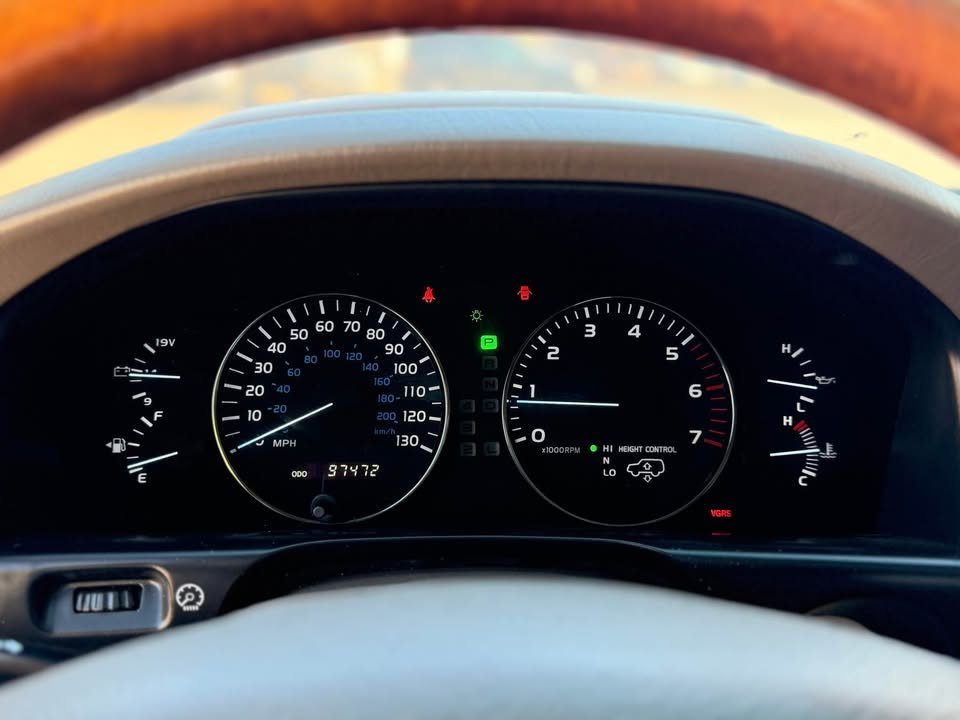 2004 Lexus LX 470 Sport Utility 4D in Boise, ID (photo 9) — photo 9