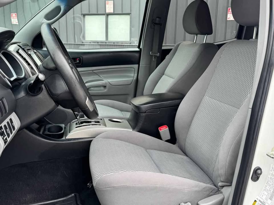 2014 Toyota Tacoma Double Cab · Pickup 4D 5 ft in Denver, CO (photo 10)