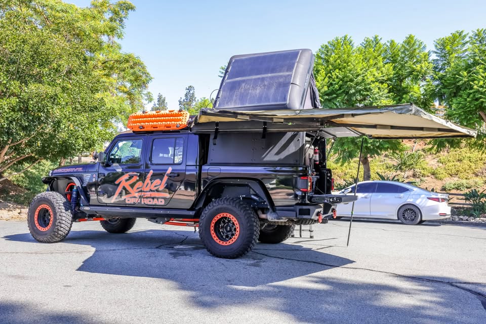 2021 Jeep Gladiator in San Diego, CA (photo 9)