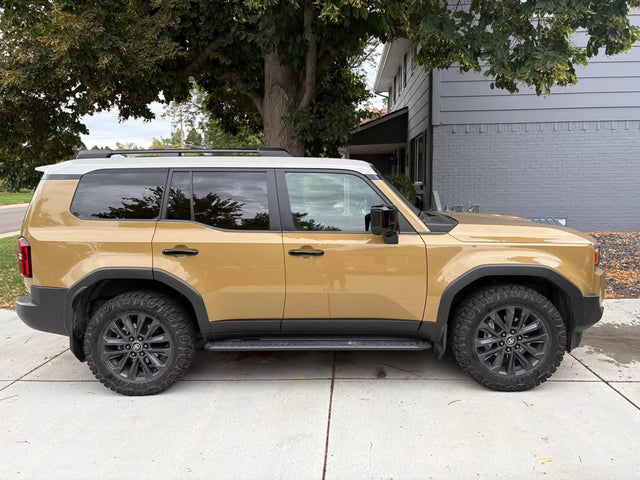 2025 Toyota Land Cruiser — photo 3