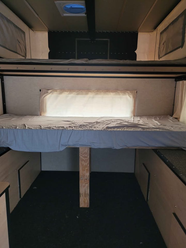 2019 Four Wheel Camper hawk — photo 3