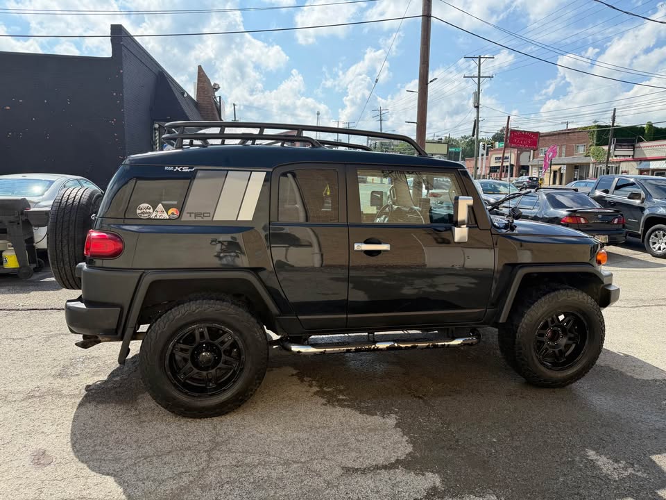 2007 Toyota FJ Cruiser (photo 11) — photo 11