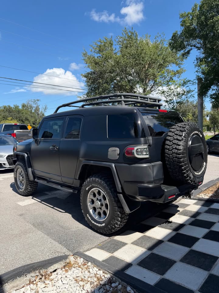 2011 Toyota FJ Cruiser · 4X4 40,000 MILES in Tampa, FL (photo 6) — photo 6