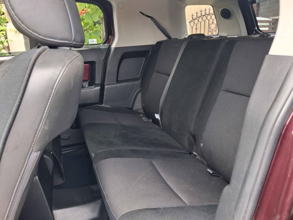 2007 Toyota FJ Cruiser · Sport Utility 2D in Paramount, CA (photo 9) — photo 9