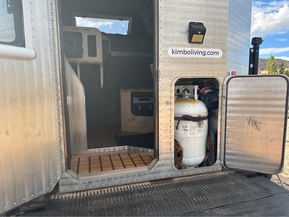 2020 Kimbo series 6 truck camper in Corrales, NM (photo 5) — photo 5