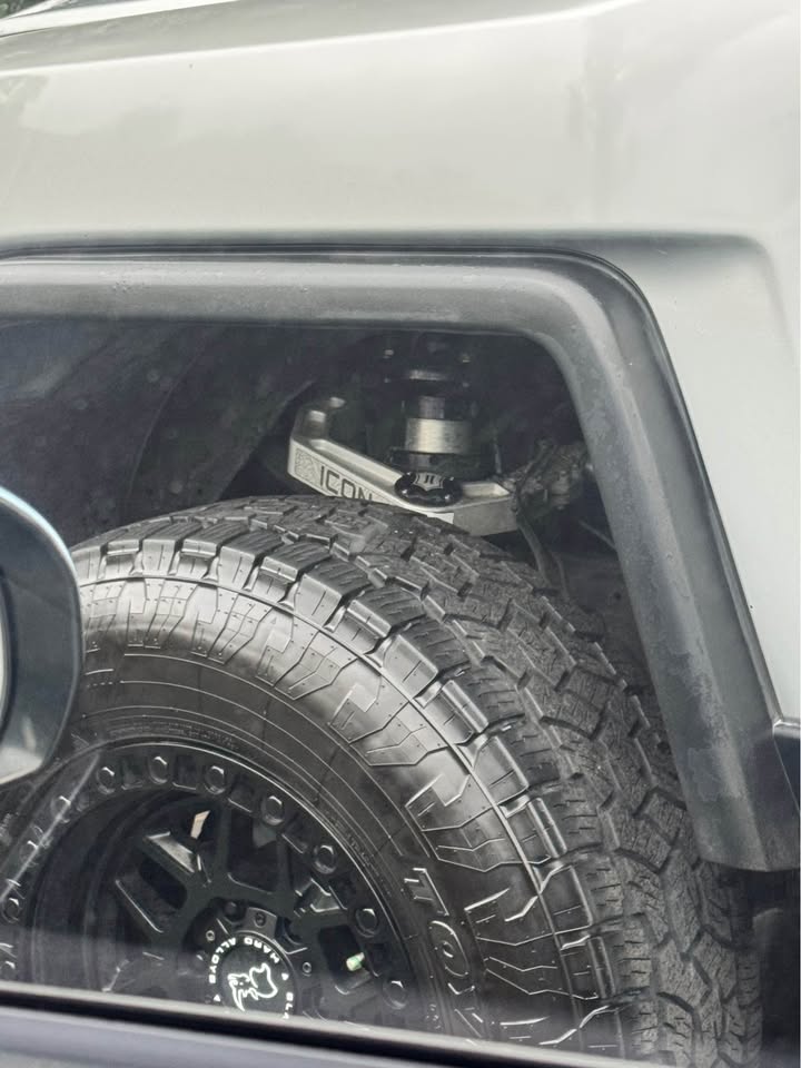 2007 Toyota FJ Cruiser · Sport Utility 2D in Irvine, CA (photo 9) — photo 9