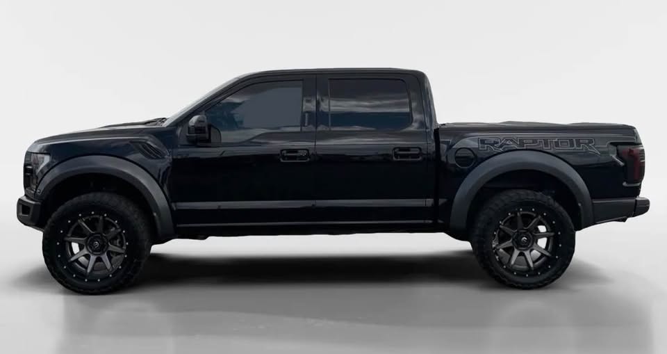 2017 Ford F-150 · SVT Raptor Pickup 4D 5 1/2 ft in Longmont, CO (photo 2) — photo 2