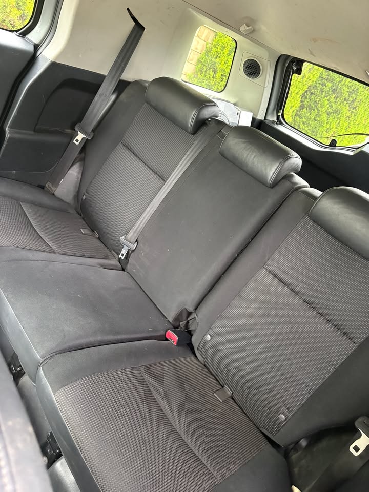 2010 Toyota FJ Cruiser in Mission Viejo, CA (photo 6) — photo 6