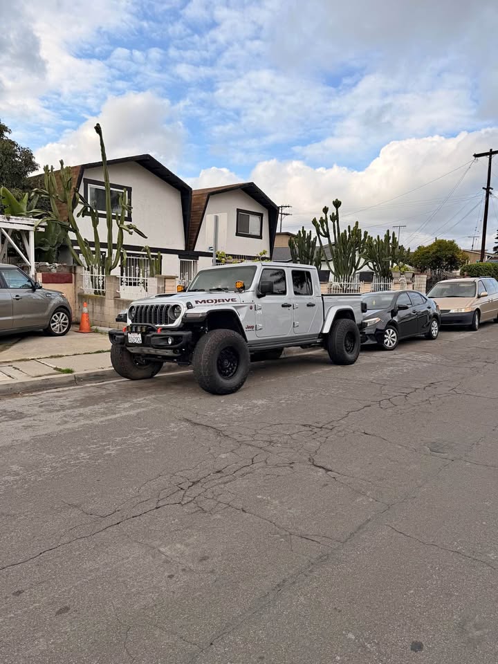 22 jeep gladiator mojave in San Diego, CA (photo 1) — photo 1
