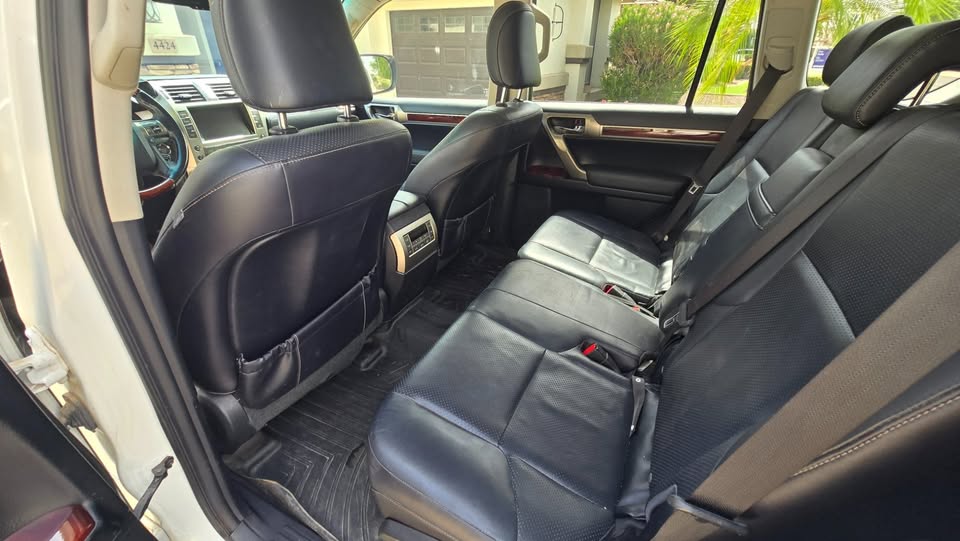 2011 Lexus GX460 (photo 7) — photo 7