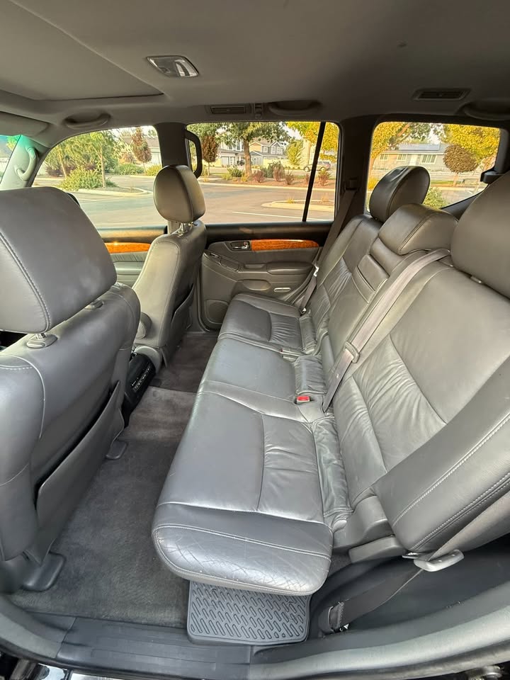 2007 Lexus GX470 (photo 8) — photo 8