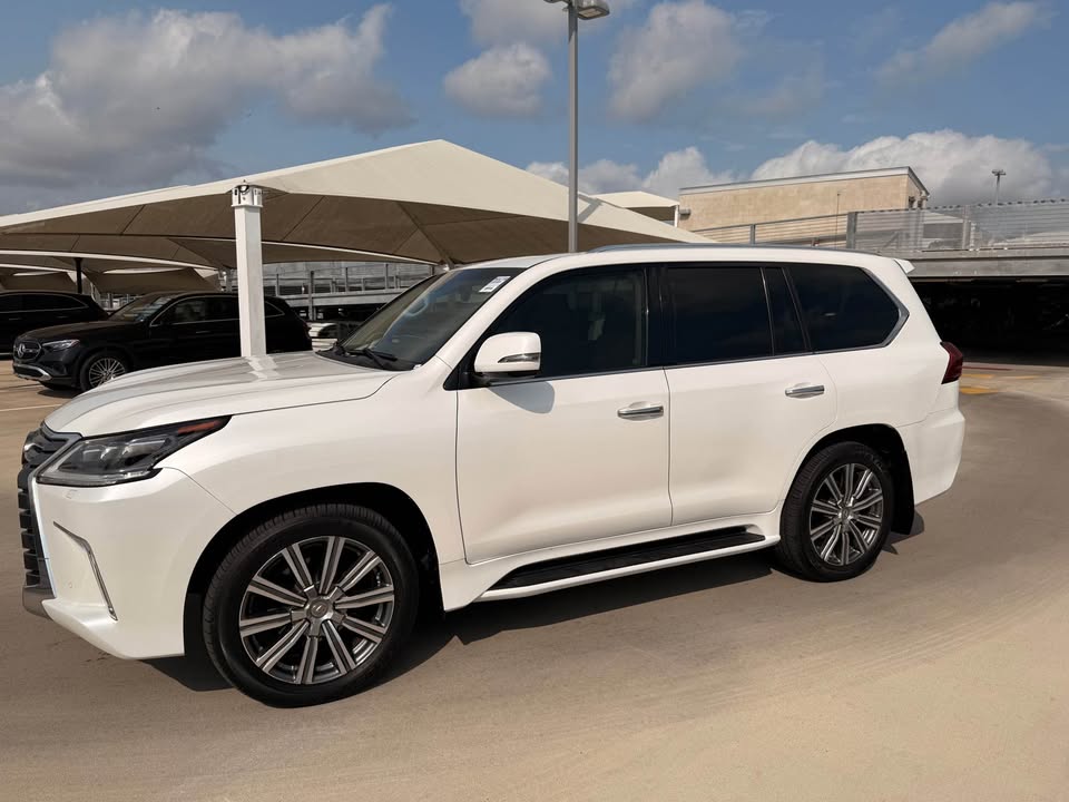 2016 Lexus LX · LX 570 Sport Utility 4D in Austin, TX (photo 2)