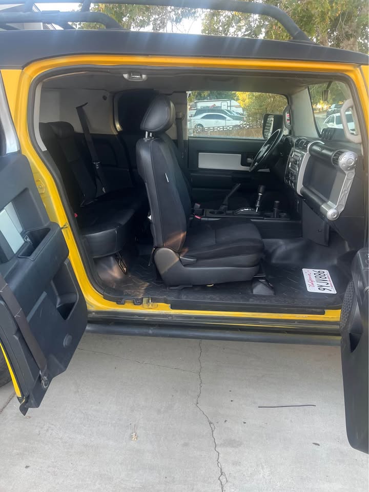 2007 Toyota FJ Cruiser · Sport Utility 2D in Palmdale, CA (photo 8) — photo 8