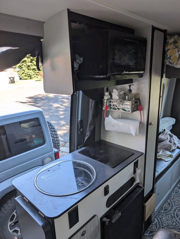 2020 winnebago revel EX-L (photo 8) — photo 8