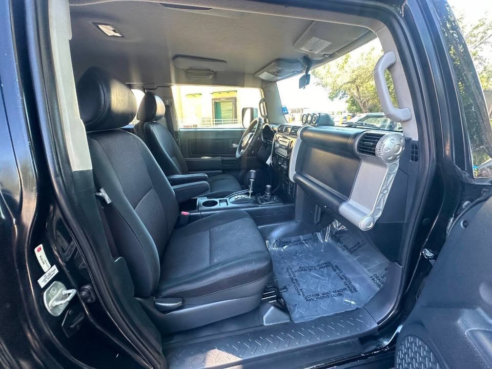 2008 Toyota FJ Cruiser in Sacramento, CA (photo 12) — photo 12
