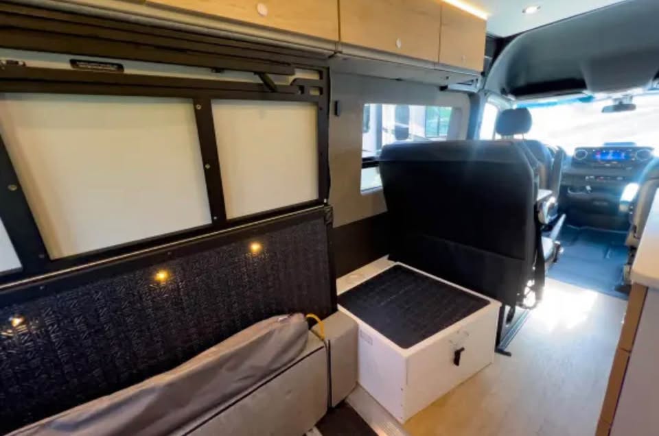 2025 Storyteller Overland Dark Mode OG AWD in Miami, FL (photo 11) — photo 11
