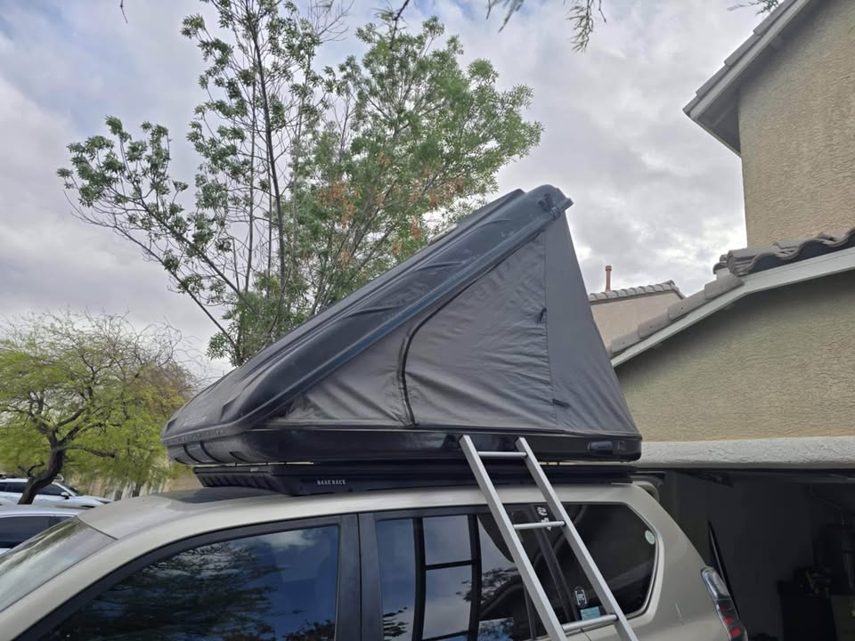 James Baroud Discovery Evo medium roof top tent in Las Vegas, NV (photo 5) — photo 5