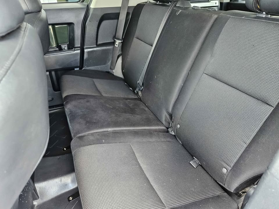 2012 Toyota FJ Cruiser · Sport Utility 2D (photo 9) — photo 9
