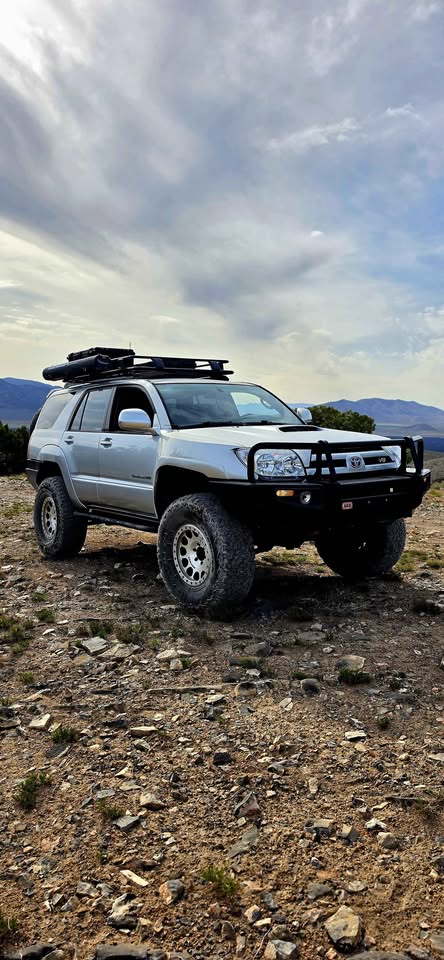 2004 Toyota 4Runner Sport SUV 4D — photo 3