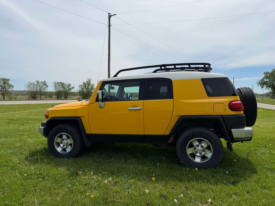 2008 Toyota FJ Cruiser · 4WD (photo 3) — photo 3