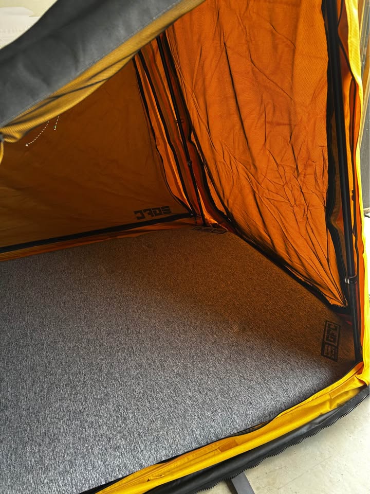 GFC Superlite Rooftop Tent (with mattress) in Colorado Springs, CO (photo 5) — photo 5