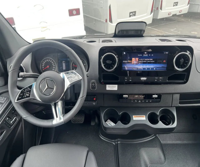 2026 Stoyteller Overland Dark Mode Xo AWD — photo 3
