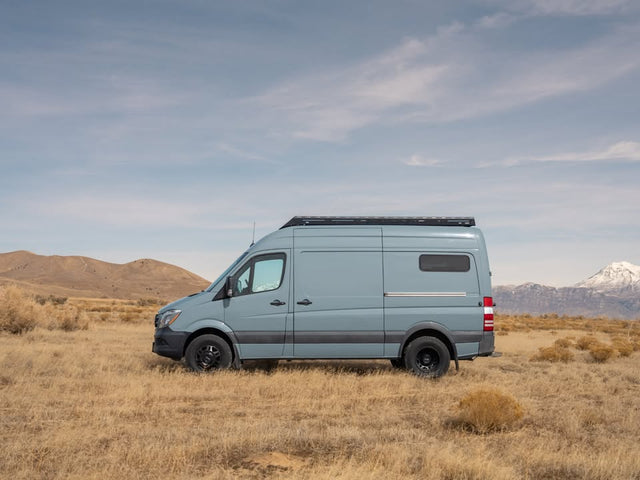 2014 Mercedes Benz Sprinter 144 — photo 3